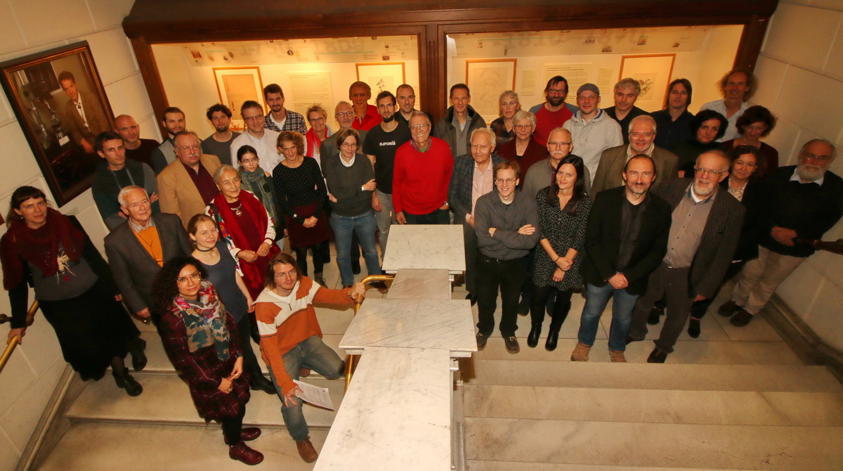 Gruppenfoto: ÖEG-Fachgespräch am Naturhistorischen Museum Wien, 23.11.2019 (Foto: Christian Komposch)